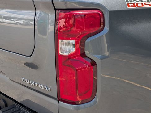 Used 2022 Chevrolet Silverado 1500 Custom Trail Boss w/ Safety Confidence Package AWD/4WD image 11