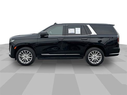 Used 2024 Cadillac Escalade Premium Luxury image 4