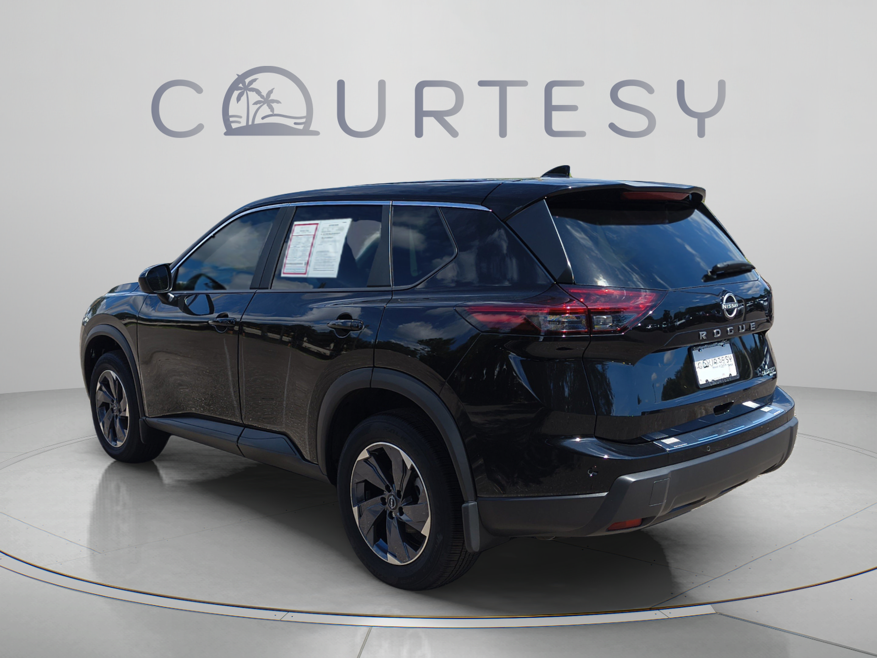 Certified 2026 Nissan Rogue SV w/ Cold Weather Package FWD image 5