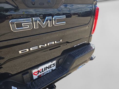 New 2026 GMC Sierra 1500 Denali Ultimate AWD/4WD image 12