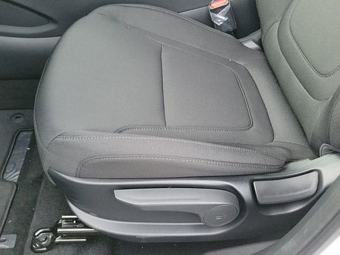 Used 2025 Hyundai Tucson SE FWD image 31
