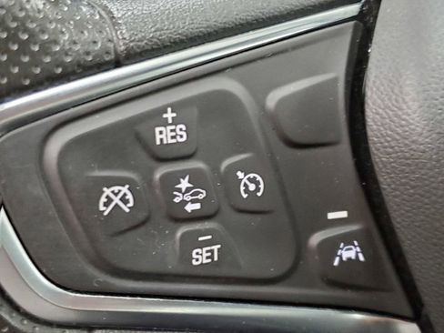 Used 2024 Chevrolet Malibu LT image 28