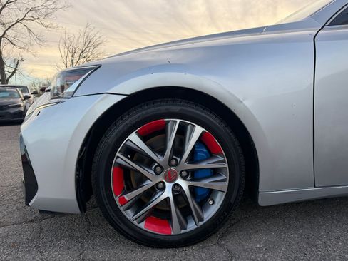 Used 2018 Lexus IS 300 image 15