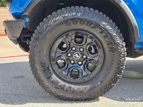 Used 2024 Ford Bronco Wildtrak AWD/4WD image 31