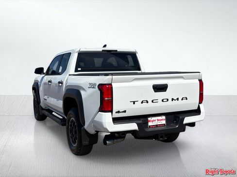 New 2026 Toyota Tacoma TRD Off-Road AWD/4WD image 4