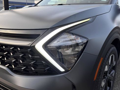 Used 2023 Kia Sportage X-Line image 11