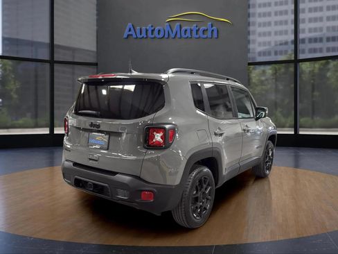 Used 2020 Jeep Renegade Altitude AWD/4WD image 10