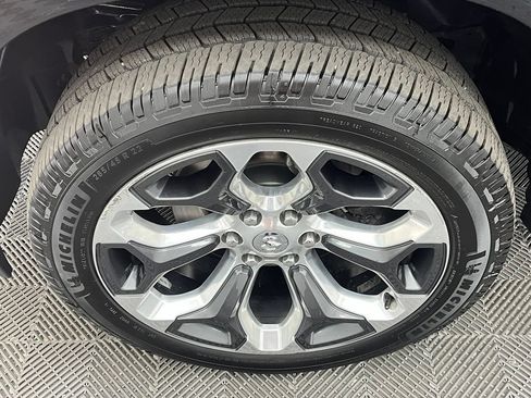 Used 2019 RAM 1500 Limited AWD/4WD image 14