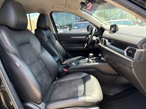 Used 2020 MAZDA CX-5 Touring FWD image 32