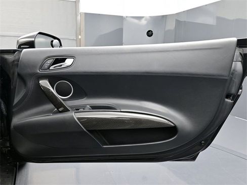 Used 2014 Audi R8 V10 image 17