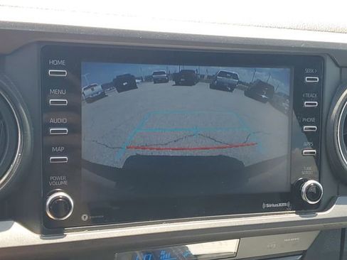 Used 2021 Toyota Tacoma TRD Sport AWD/4WD image 26