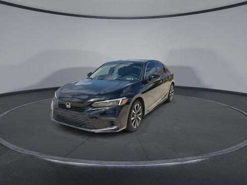Used 2023 Honda Civic EX image 4