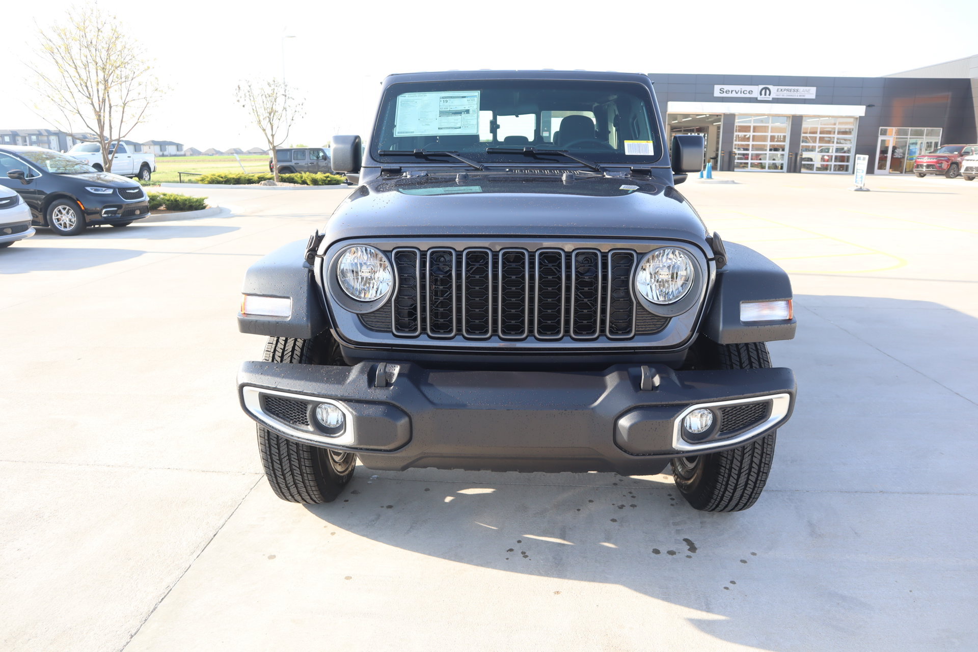 New 2026 Jeep Gladiator Sport AWD/4WD image 8
