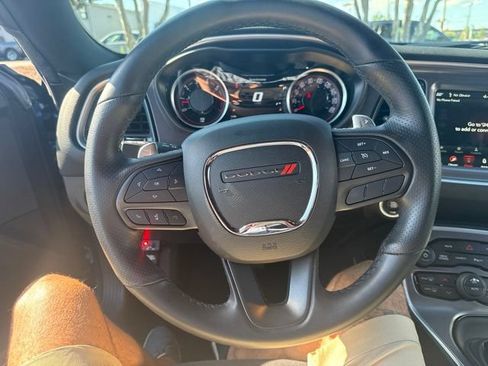 Used 2021 Dodge Challenger R/T Scat Pack RWD image 5