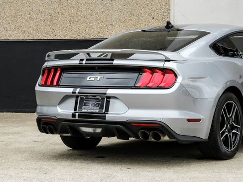 Used 2022 Ford Mustang GT RWD image 12