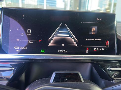 Used 2025 GMC Sierra EV Denali AWD/4WD image 5