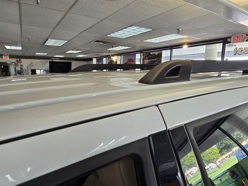 Used 2014 Ford Expedition EL XLT w/ Equipment Group 202A AWD/4WD image 40