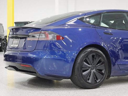 Used 2021 Tesla Model S Plaid image 10