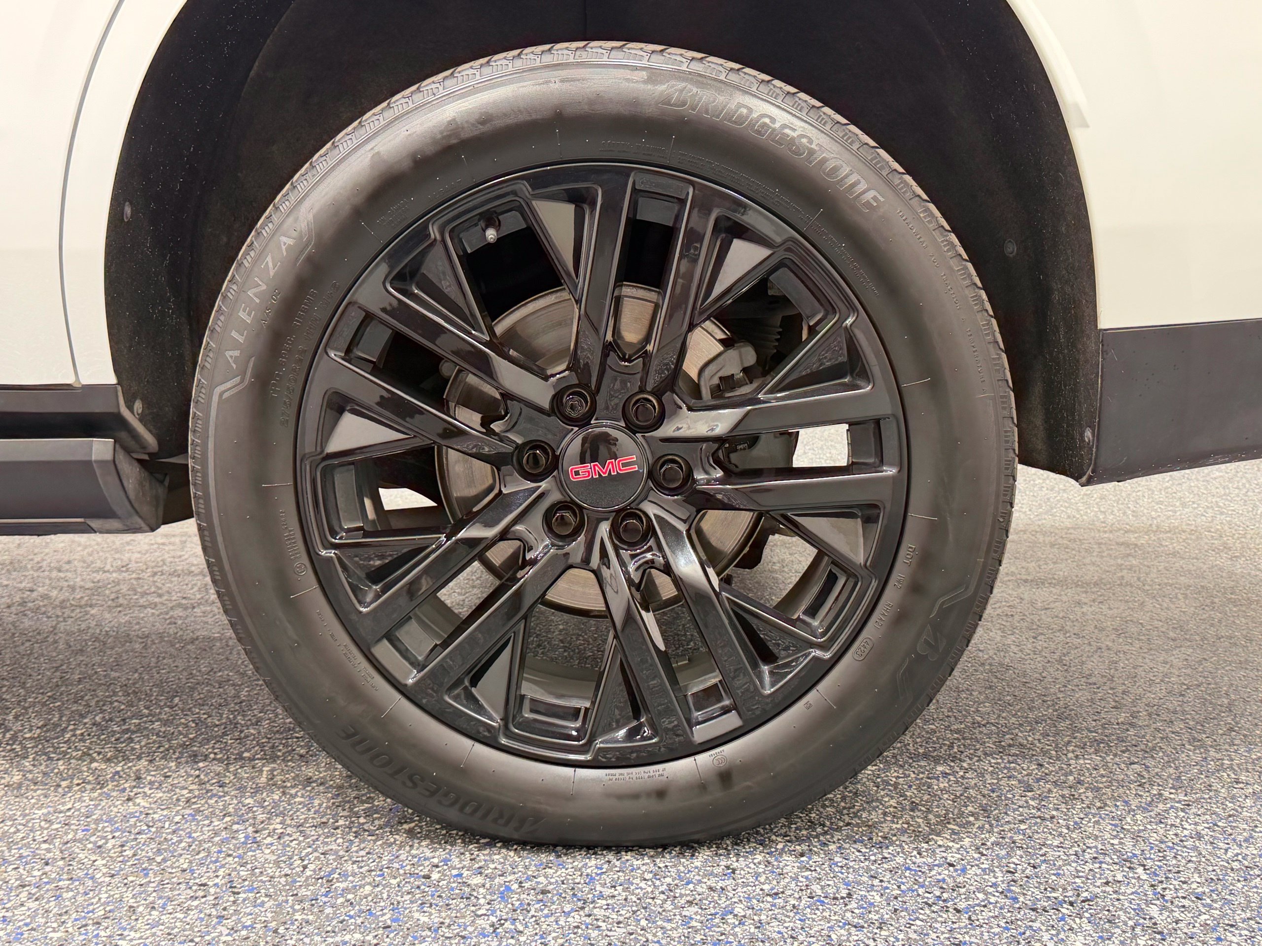 Used 2021 GMC Yukon Denali AWD/4WD image 17