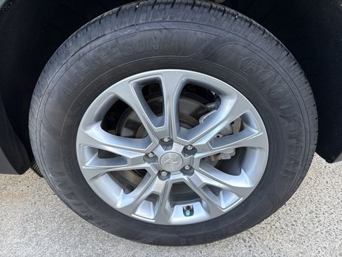 Used 2022 Hyundai Palisade SE image 19