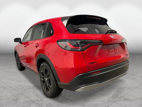 New 2026 Honda HR-V Sport image 3