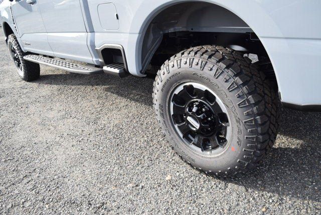 New 2026 Ford F350 Lariat w/ Tremor Off-Road Package AWD/4WD image 4