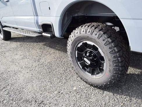 New 2026 Ford F350 Lariat w/ Tremor Off-Road Package image 4