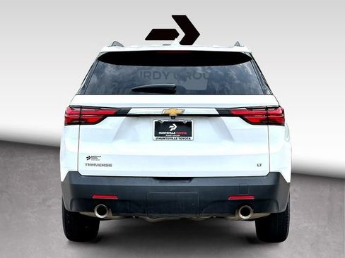 Used 2023 Chevrolet Traverse LT FWD image 7