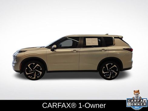 Used 2024 Mitsubishi Outlander SE Black Edition FWD image 2
