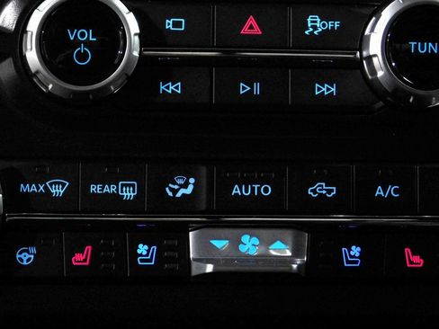 Used 2025 Ford F250 Platinum image 52