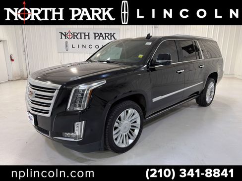Used 2020 Cadillac Escalade ESV Platinum image 1