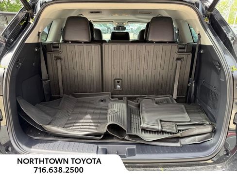 Used 2021 Toyota Highlander Limited AWD/4WD image 14
