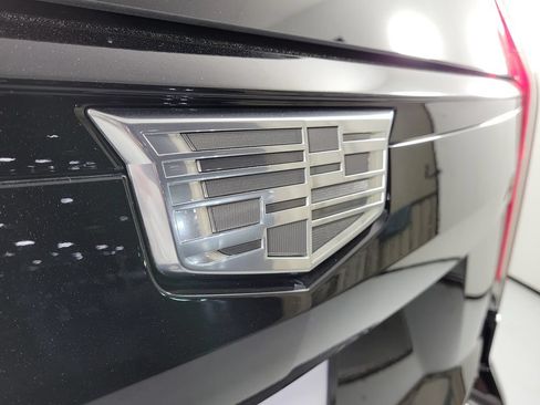 Certified 2024 Cadillac Escalade Sport Platinum w/ LPO, ONYX Package AWD/4WD image 10
