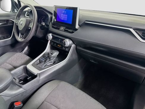 Used 2024 Toyota RAV4 XLE w/ Convenience Package AWD/4WD image 31