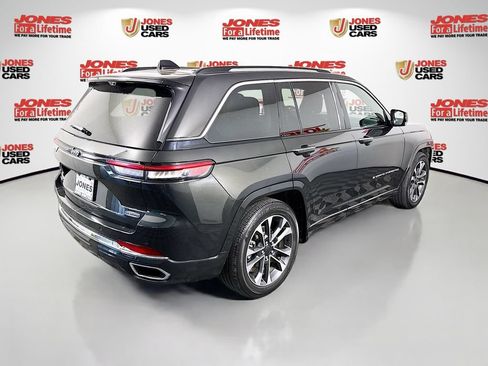 Used 2023 Jeep Grand Cherokee Overland w/ Adv Protech Group III AWD/4WD image 19