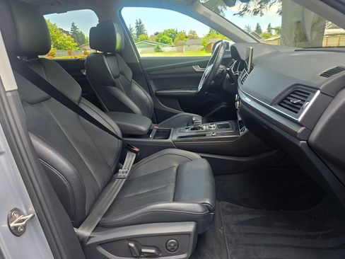 Used 2018 Audi Q5 Prestige w/ Prestige Package AWD/4WD image 19