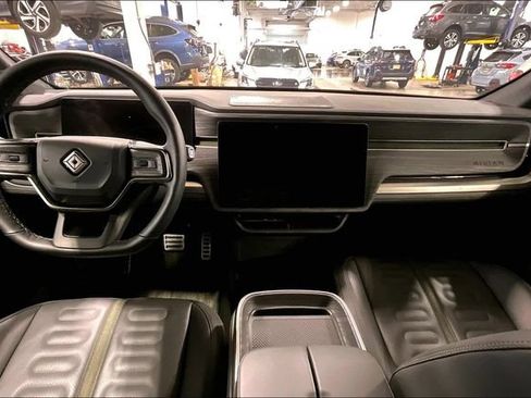 Used 2023 Rivian R1S Adventure AWD/4WD image 14