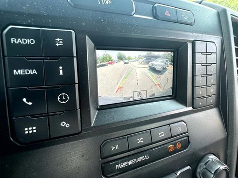 Used 2021 Ford F250 XL w/ Power Equipment Group image 33