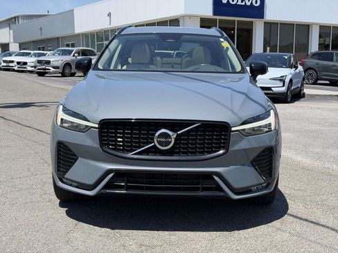 Used 2024 Volvo XC60 B5 Plus AWD/4WD image 24