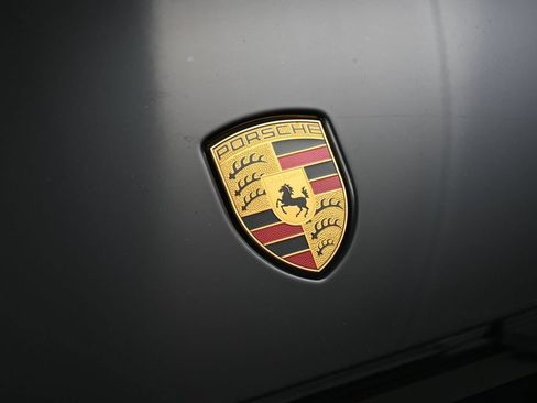 Certified 2023 Porsche Macan Turbo AWD/4WD image 13