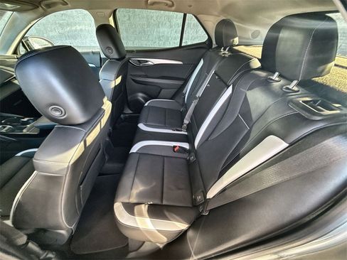 Certified 2025 Buick Envision Sport Touring image 23