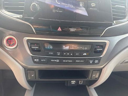 Used 2021 Honda Pilot EX image 25