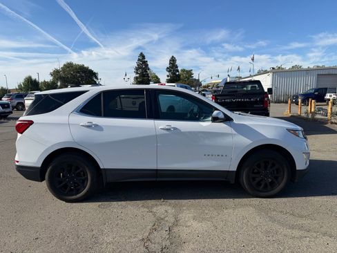 Used 2018 Chevrolet Equinox LT AWD/4WD image 6