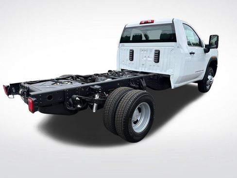 New 2026 GMC Sierra 3500 Pro w/ Snow Plow Prep Package AWD/4WD image 5