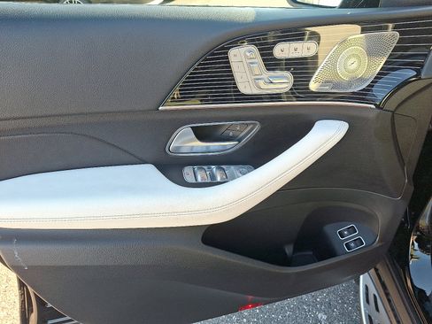 Certified 2024 Mercedes-Benz GLE 450e 4MATIC image 12