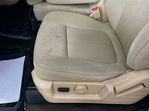 Used 2012 Ford F150 XLT w/ XLT Chrome Pkg image 19