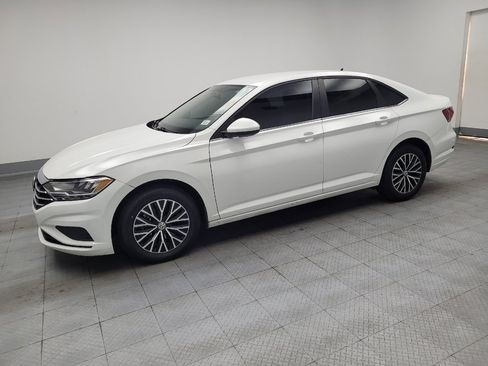 Used 2021 Volkswagen Jetta R-Line FWD image 2