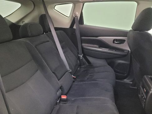 Used 2022 Nissan Murano S image 19