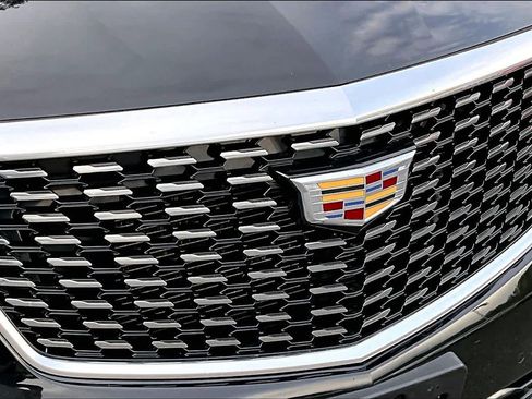 Used 2020 Cadillac XT5 Premium Luxury image 29