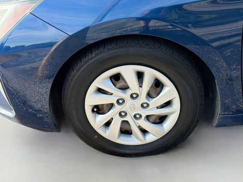 Used 2020 Hyundai Elantra SE FWD image 10